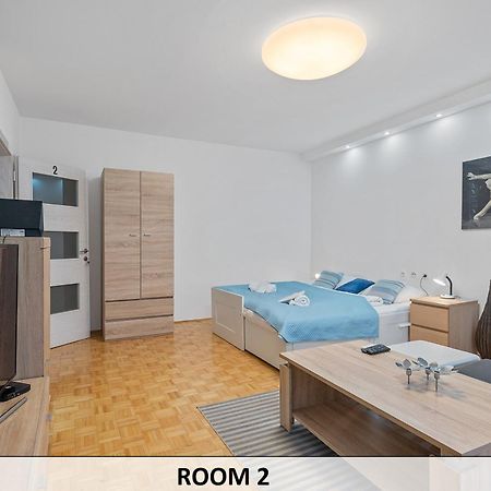 Apartman I Sobe Sofi With Common Kitchen Bathroom And Toilet Záhřeb Exteriér fotografie