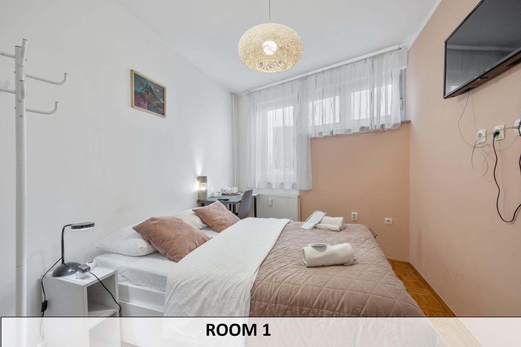 Apartman I Sobe Sofi With Common Kitchen Bathroom And Toilet Záhřeb Exteriér fotografie